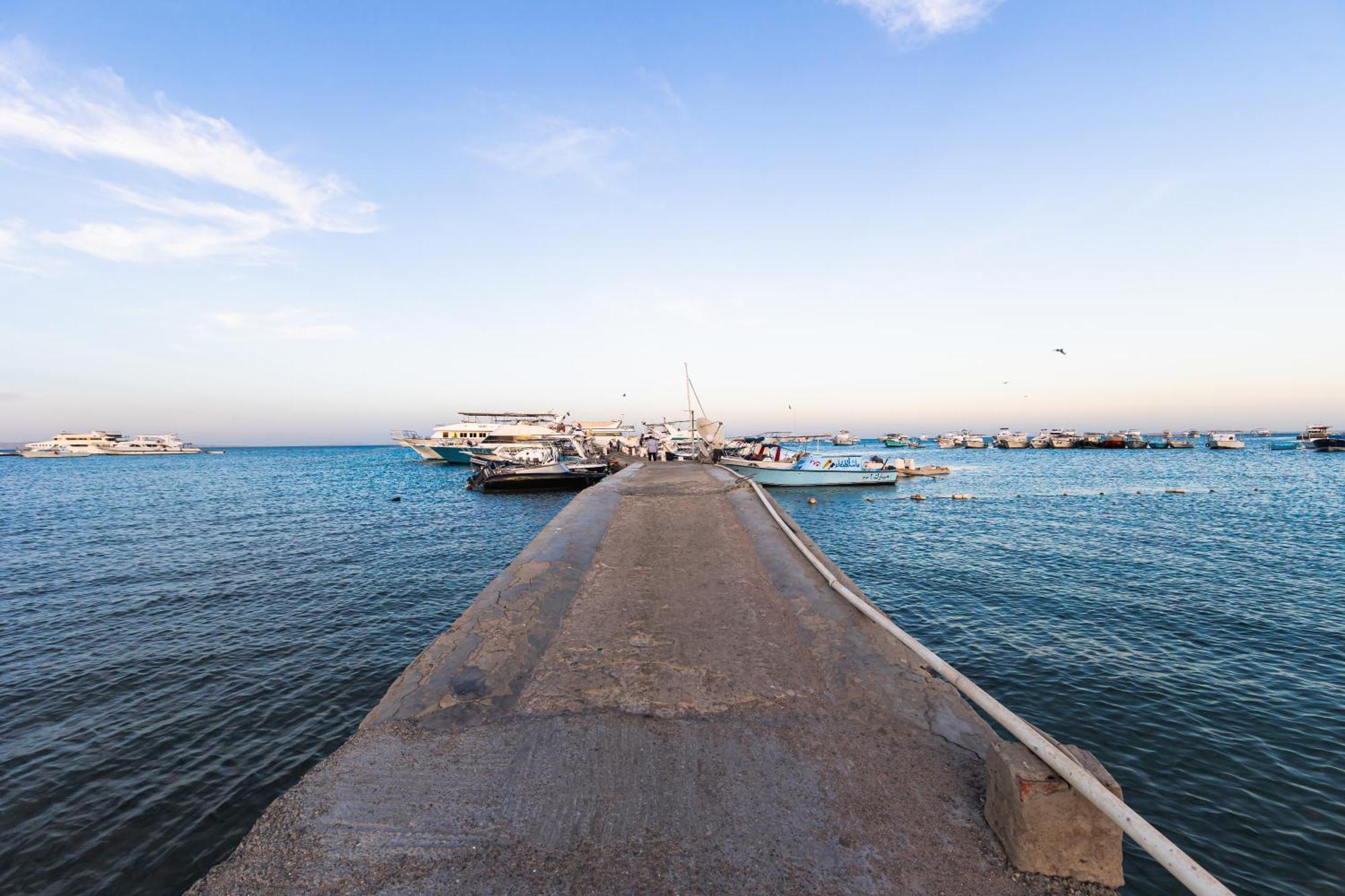 Aden Beach - Sea View Room With Beach Access In Villa Hurghada Eksteriør bilde
