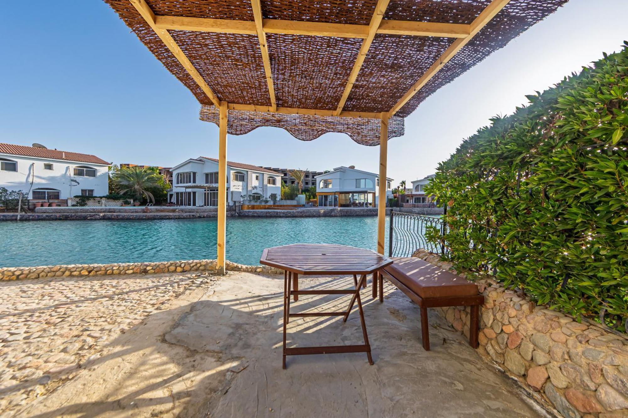 Aden Beach - Sea View Room With Beach Access In Villa Hurghada Eksteriør bilde